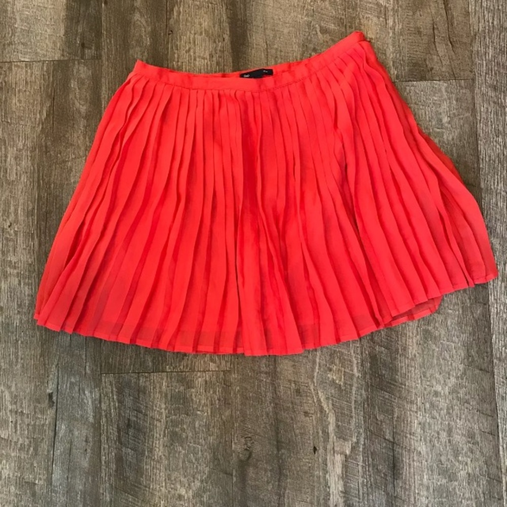 GAP ORANGE FALL PLEATED SKIRT